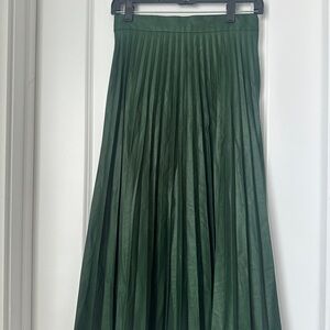 Zara Green Pleated Skirt size small